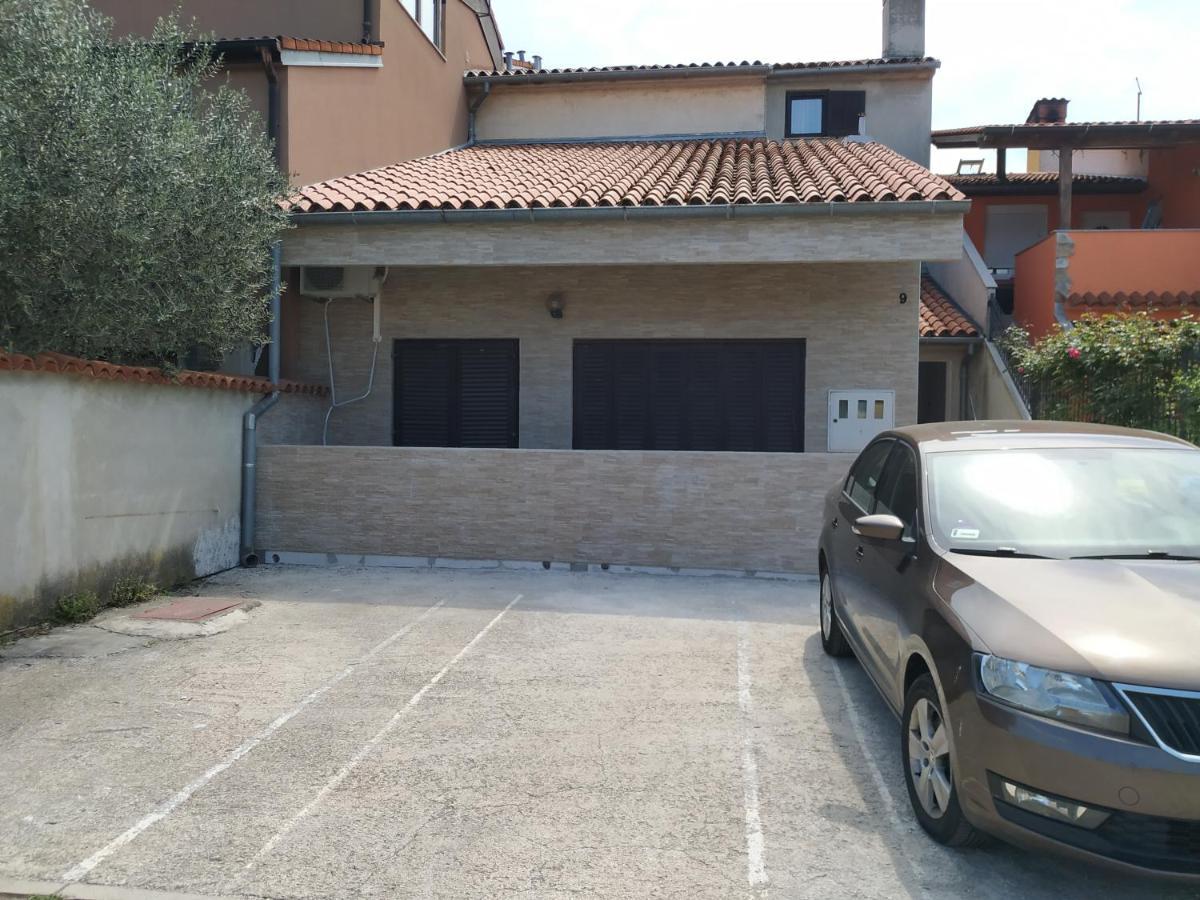 Apartmani Zlatko Póla Kültér fotó
