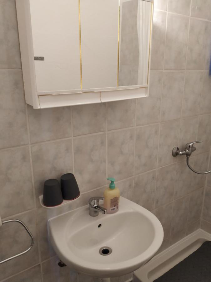 Apartmani Zlatko Póla Kültér fotó
