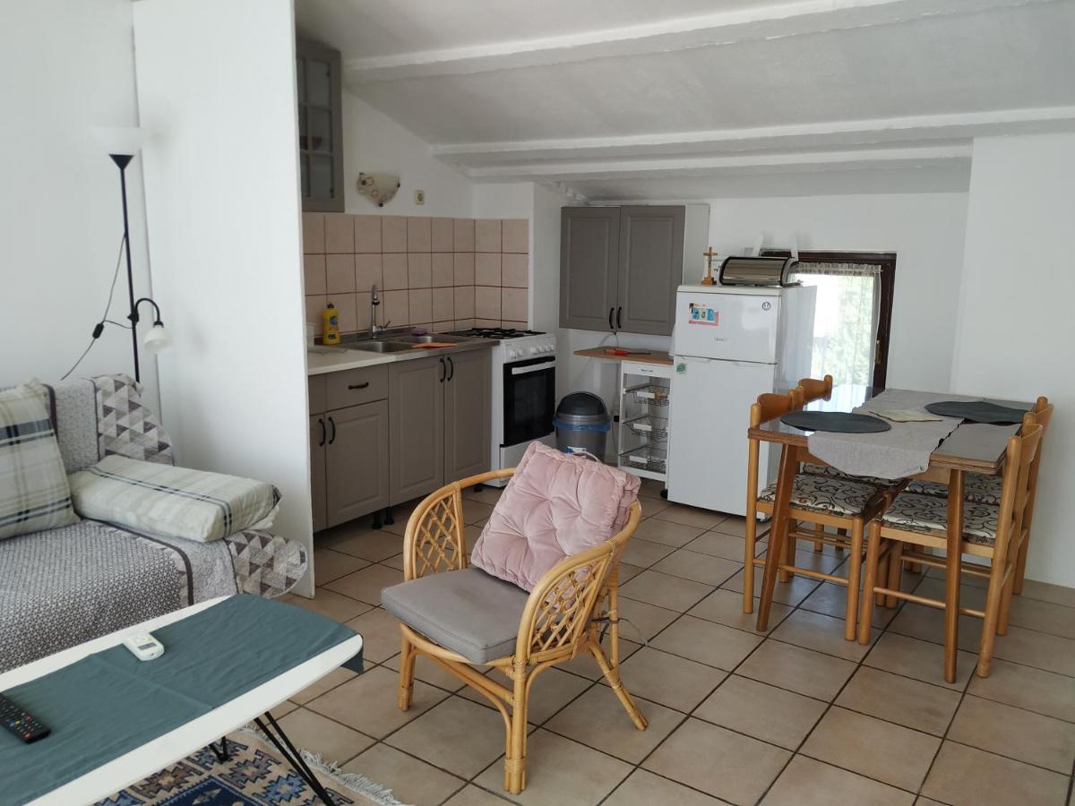 Apartmani Zlatko Póla Kültér fotó