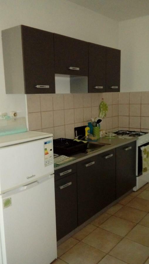 Apartmani Zlatko Póla Kültér fotó